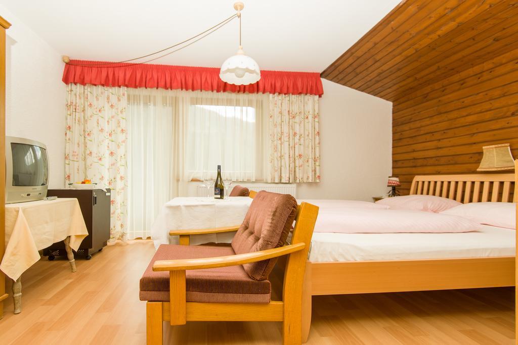 Gaestehaus Helga Шарніц Номер фото